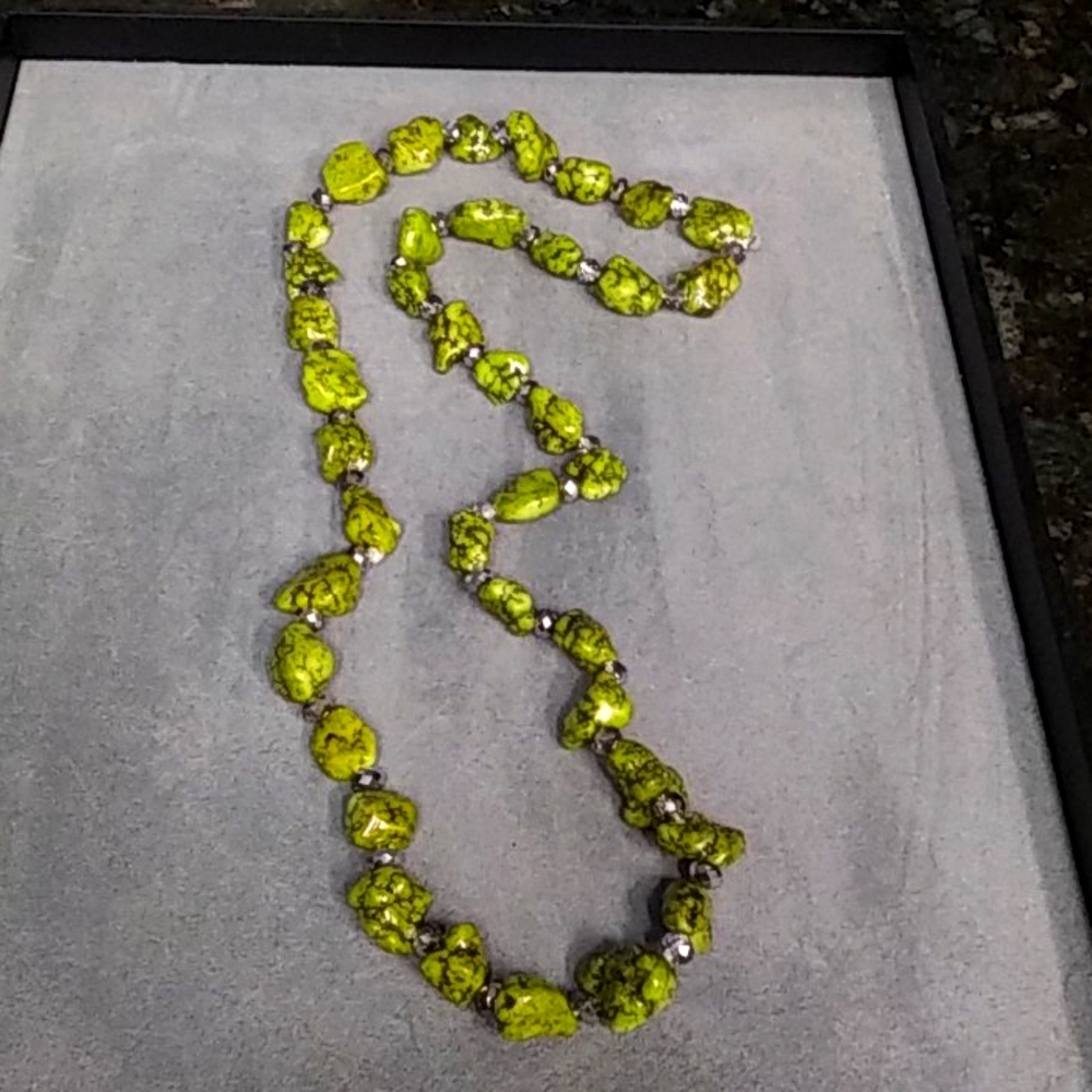 💚Ana & Ava Stone Necklace W/Silver Beads 34"